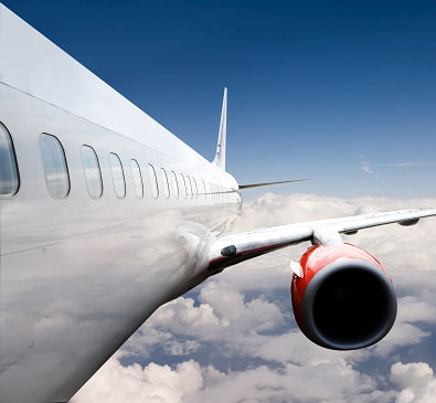 Find your low-cost airplane flights at FlyForLess.ca